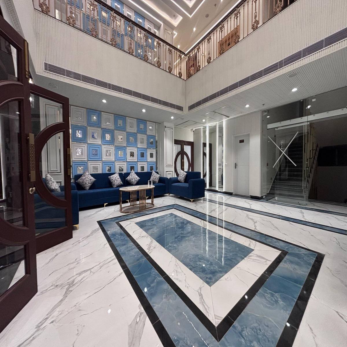 home-1-interactive-gallery-1